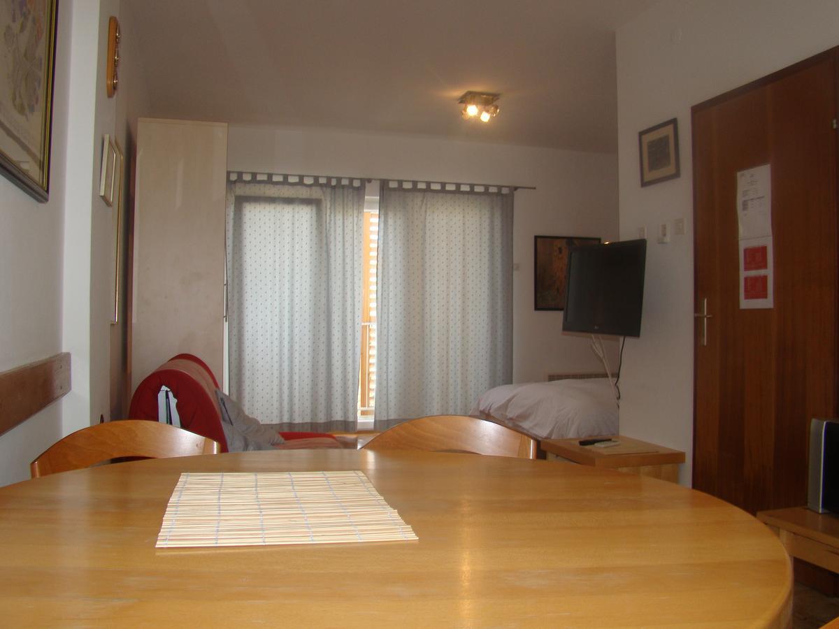 Apartment Lipa *